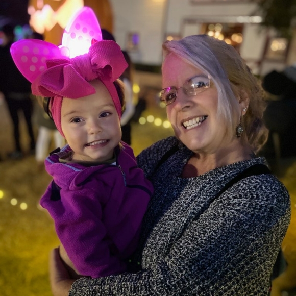 Meet your Posher, Tammy - Picture 2 of 3